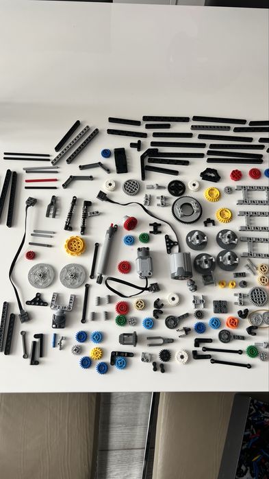Lego technic  500 piese +