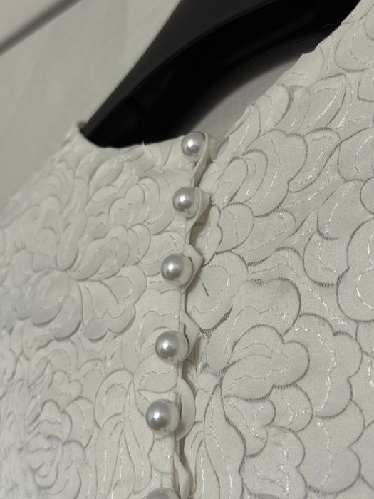 Костюм на свадебный вечер.