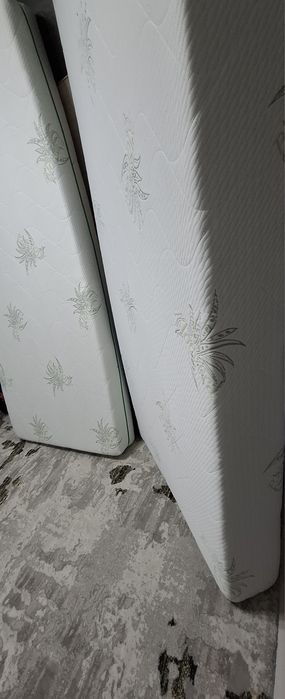 Saltele cu huse detașabile 90×200