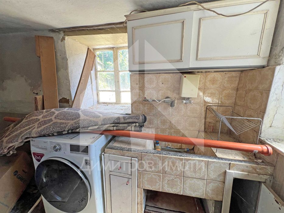 Продава се Къща в Нови пазар - 118 кв.м за 653 €/кв.м - Снимка #17