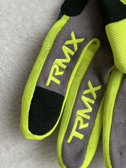 Каска и ръкавици Tiger racing