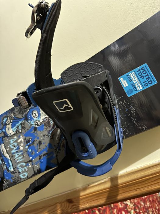 Продам сноуборд комплект