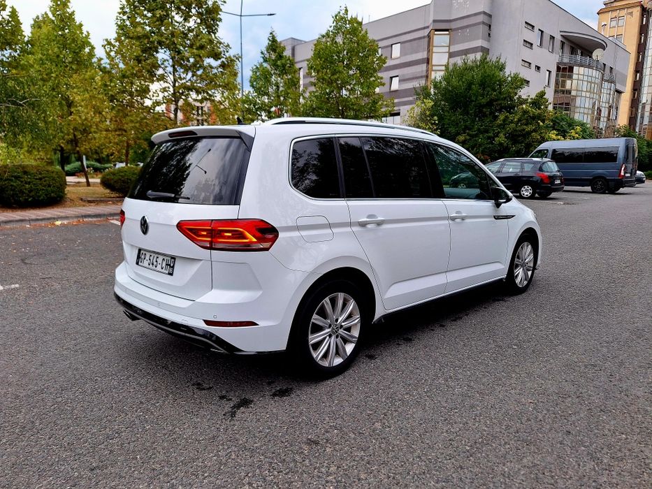 VOLKSWAGEN Touran 2021 — imagine 4