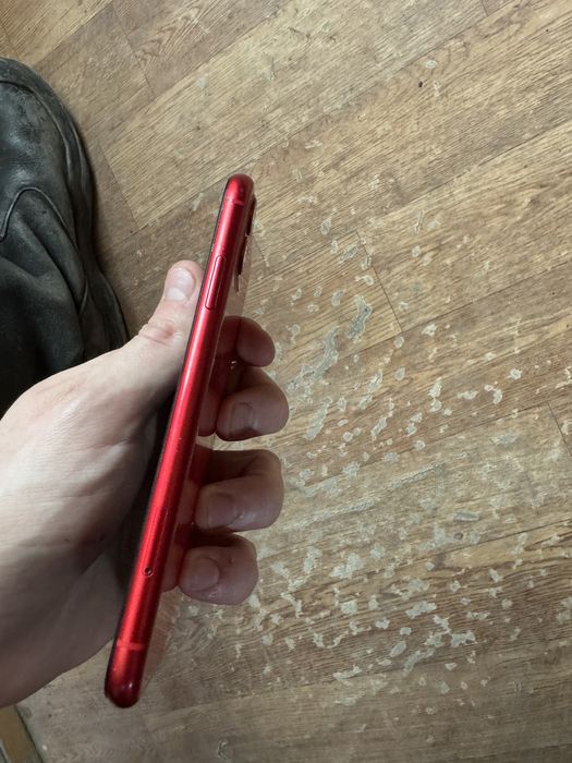 Айфон 11 64 гб 100% батарея