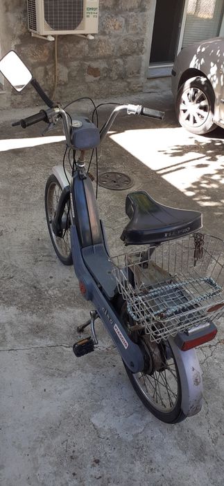 Продавам веломотопед Piaggio ciao