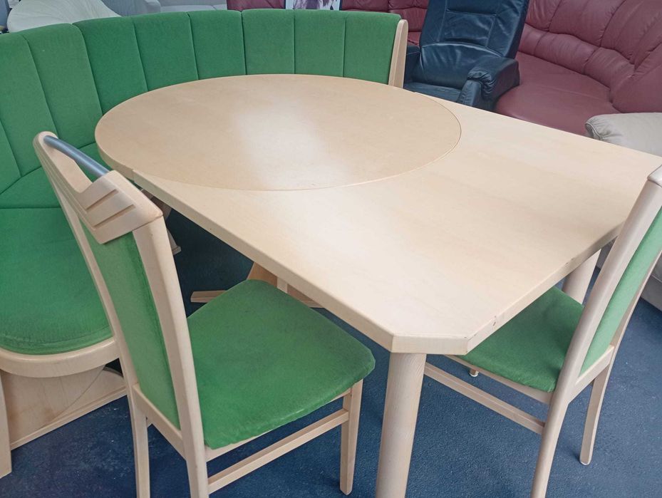 Coltare bucatarie + mese si scaune