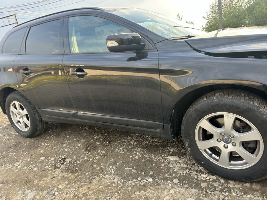 Ușă  dreapta  față Volvo XC 60 2012