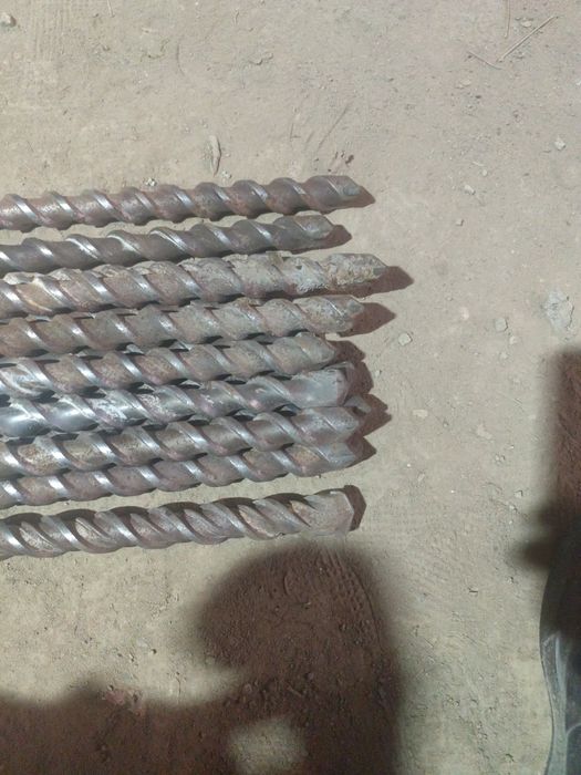 Бур . Сверло продам диаметр 32