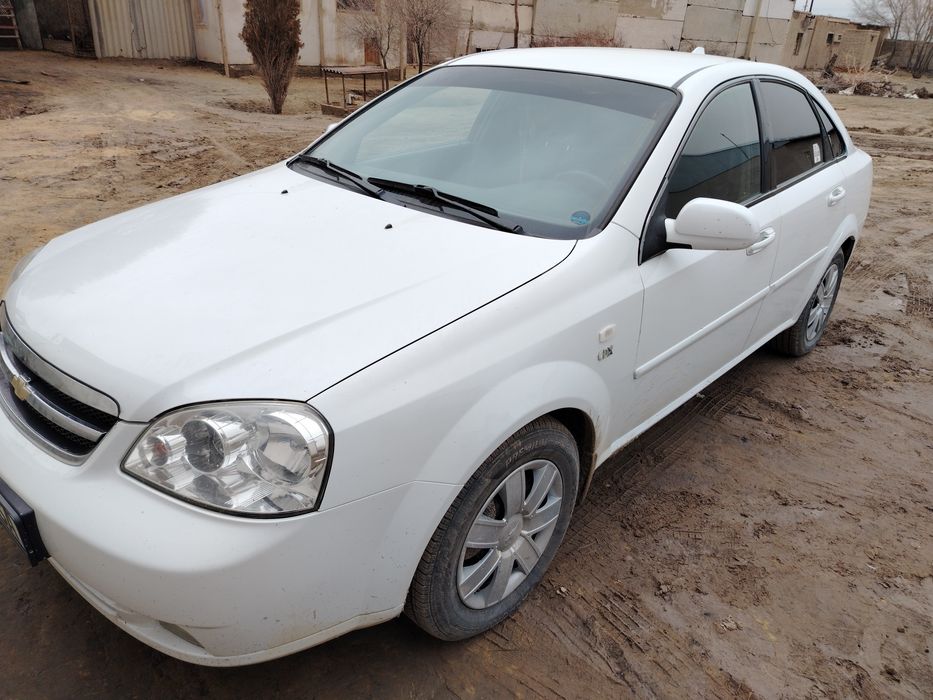 Шевралей Ласетти