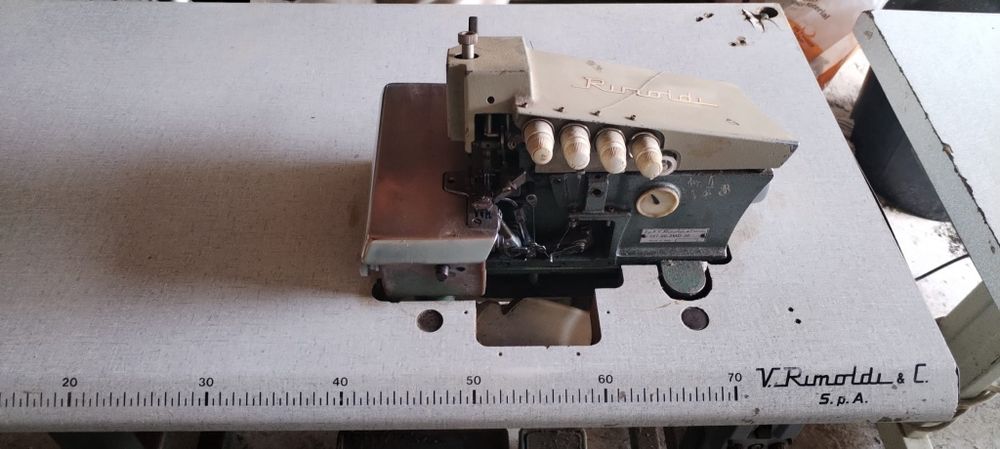 Mașini de cusut  speciale