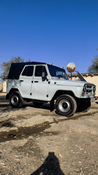 Uaz 31512 sotiladi