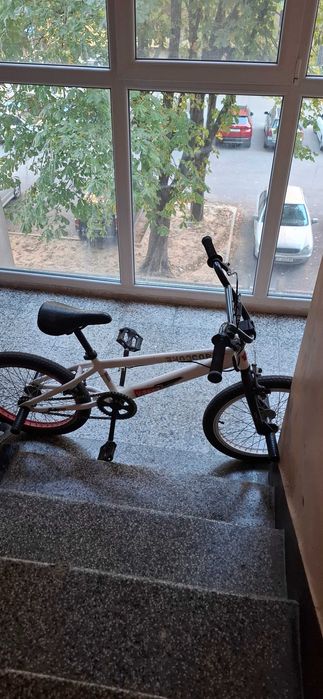 Колело BMX .....