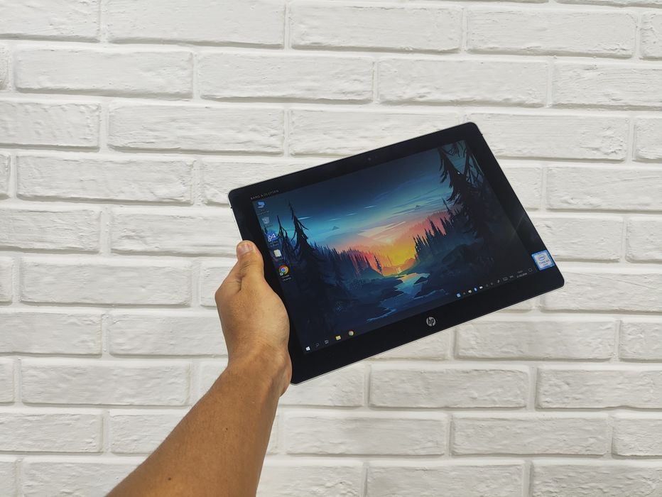 HP elite X2 1012 G1 8/256GB