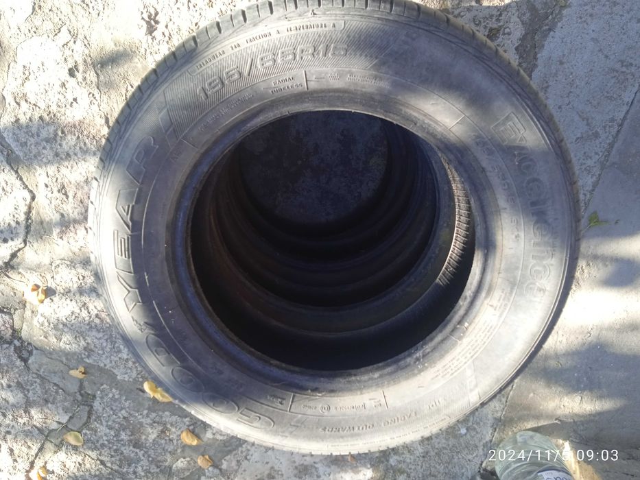 Продавам 2бр гуми 195/65/15