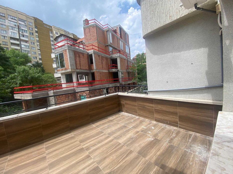 Дава се под наем Двустаен апартамент в София, Медицинска академия - 130 кв.м за 550 € - Снимка #11