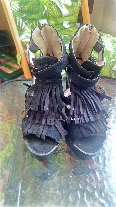 Sandale negre elegante