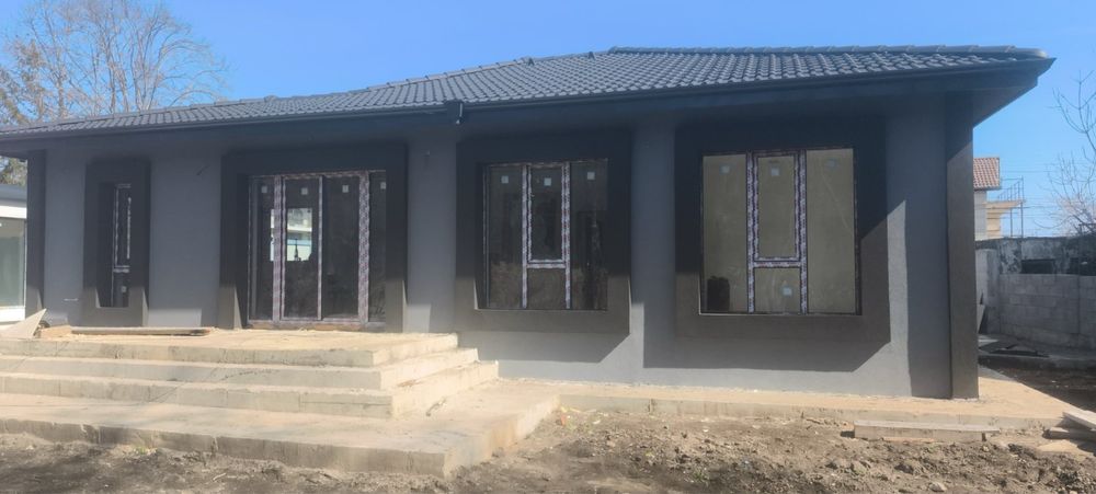 Модерна къща в м-т Ален Мак , Варна