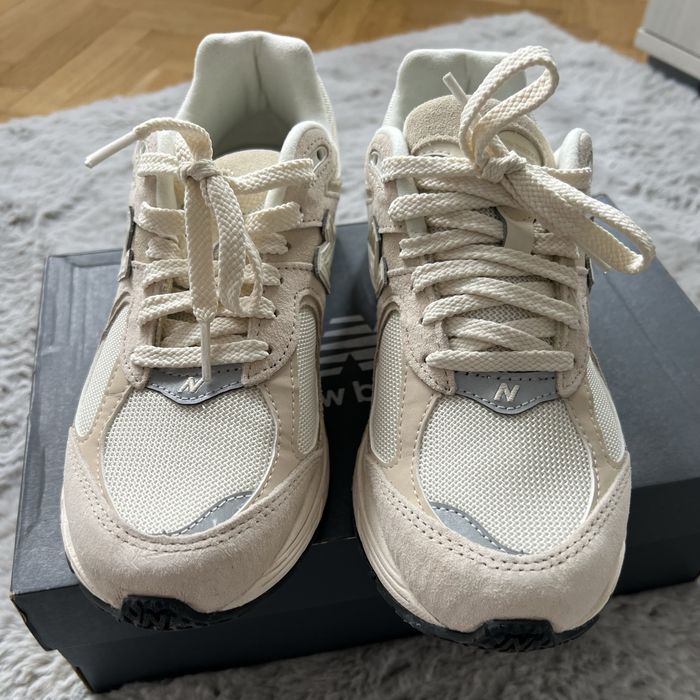 Маратонки New Balance 2002