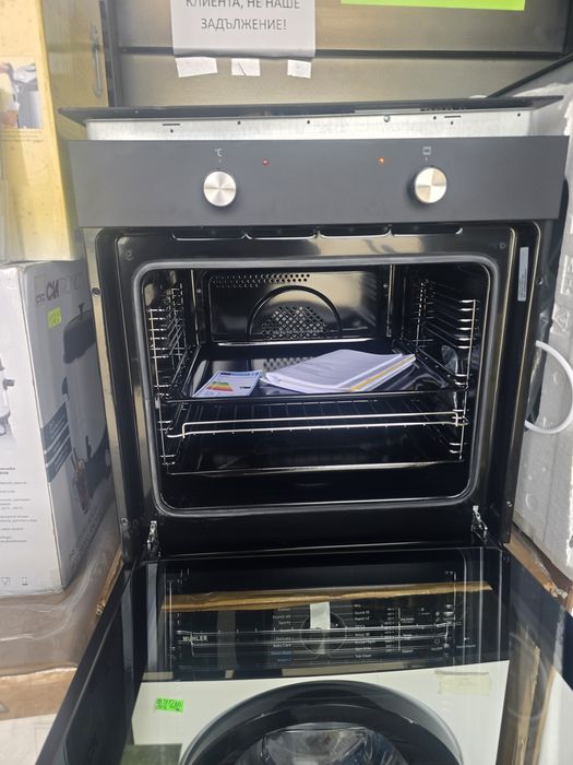 Нова фурна за вграждане Amica 77 литра  EBX 947 600 SM, матово  черно