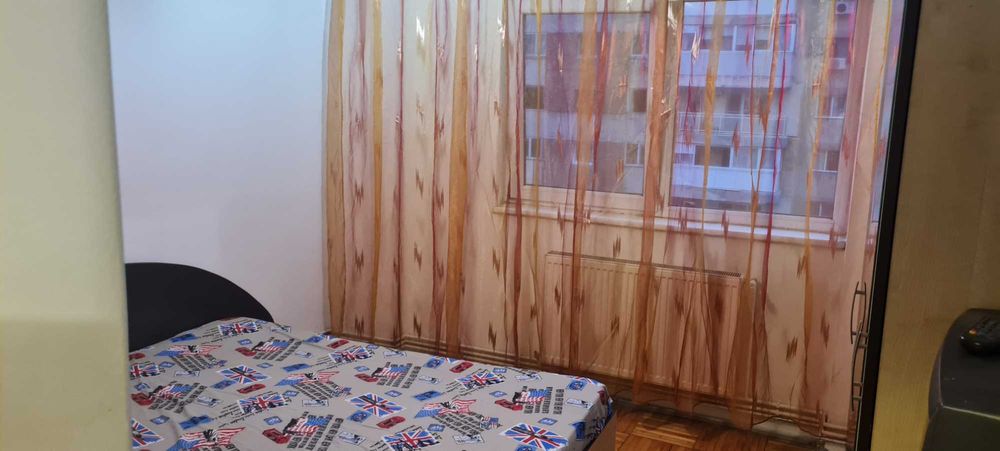 Închiriez apartament Ciuperca 2 camere demomandat ,mobilat, centrala