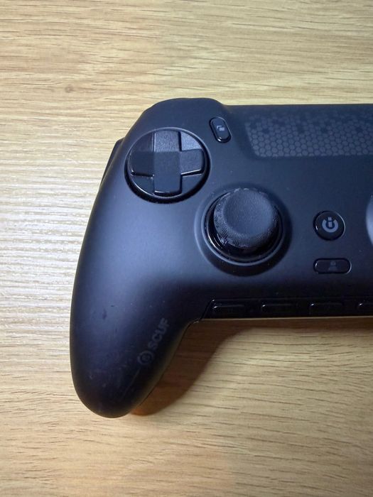 Scuf Envision – controller premium, stare foarte bună