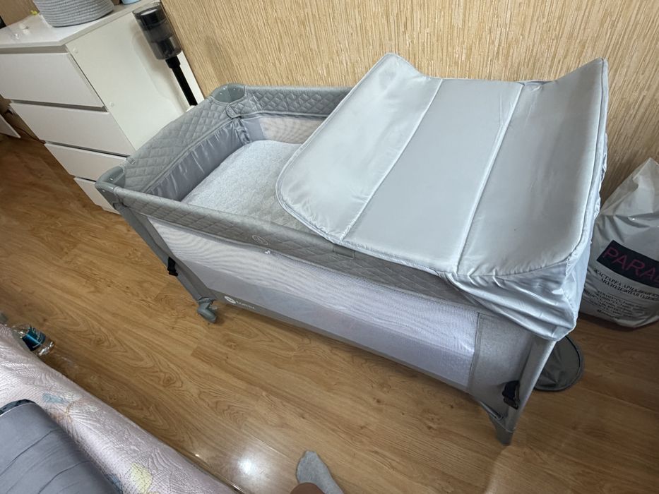 Манеж кровать 40000 в подарок матрас