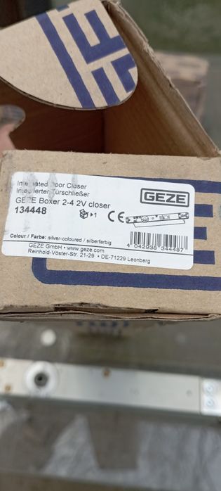 Автомат GEZE boxer 2-4 чисто нов.