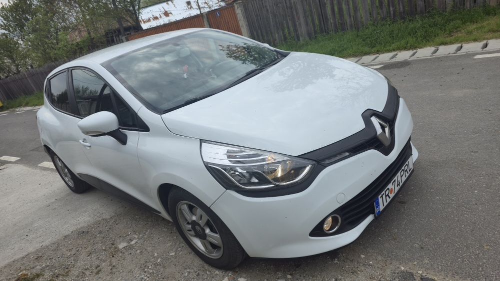 Vând renault clio 4