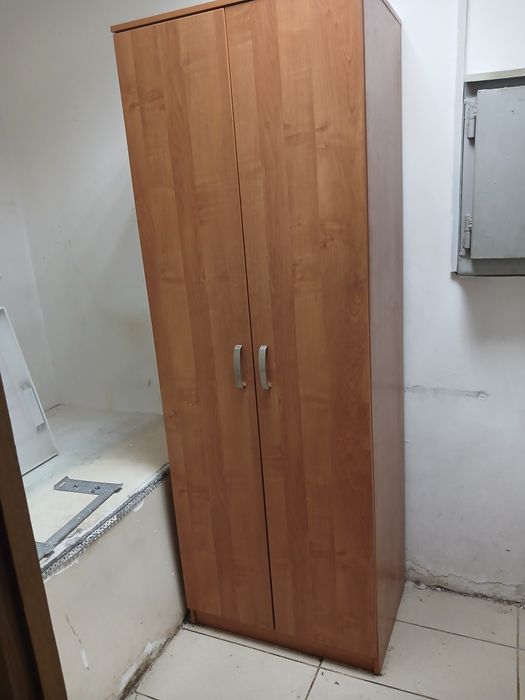 Продам шкаф  плательный