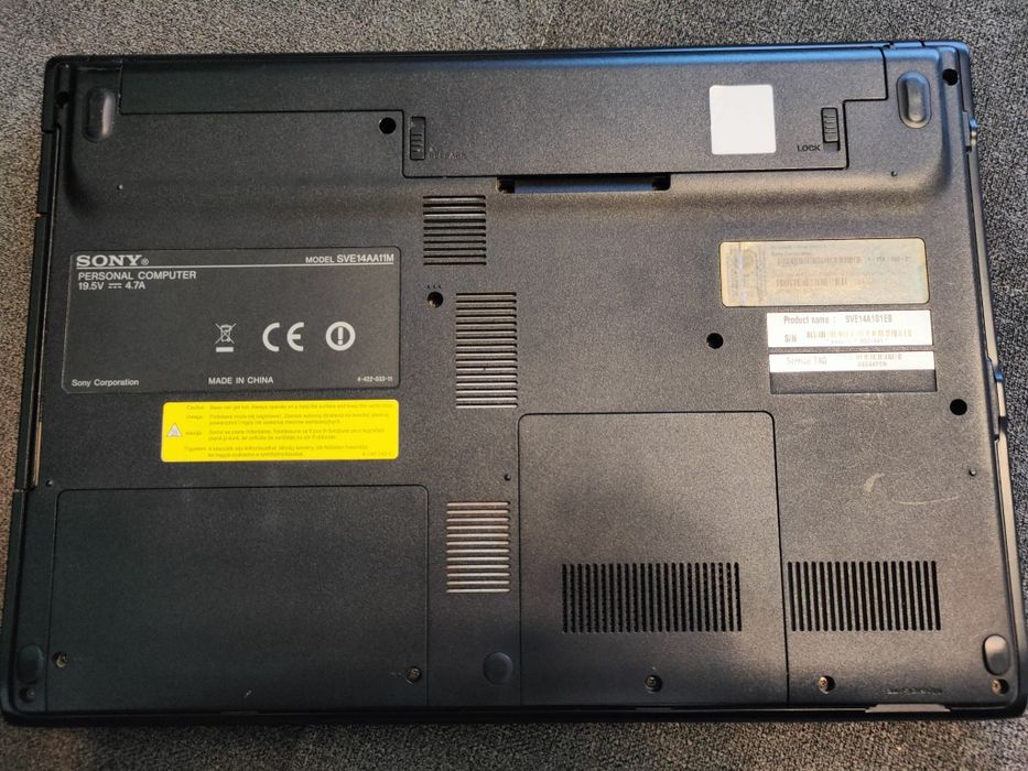 Sony Vaio SVE14AA11M