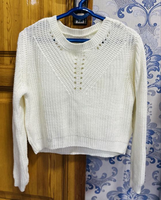 Женские куртки и жемпера за 30000 сум