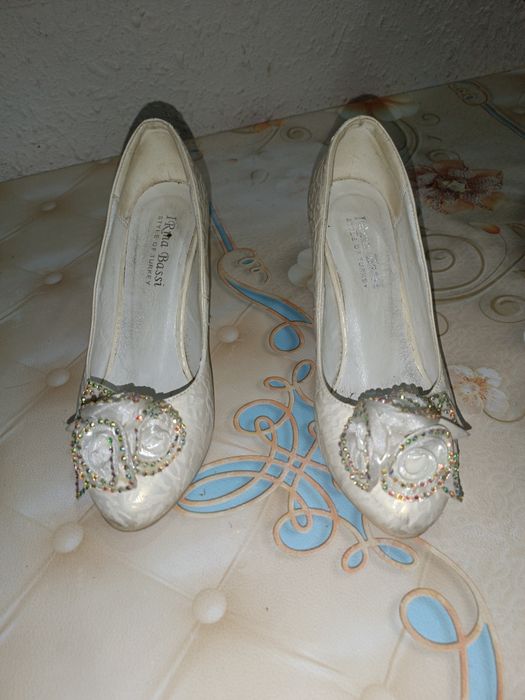 Каблуки  продать быстро