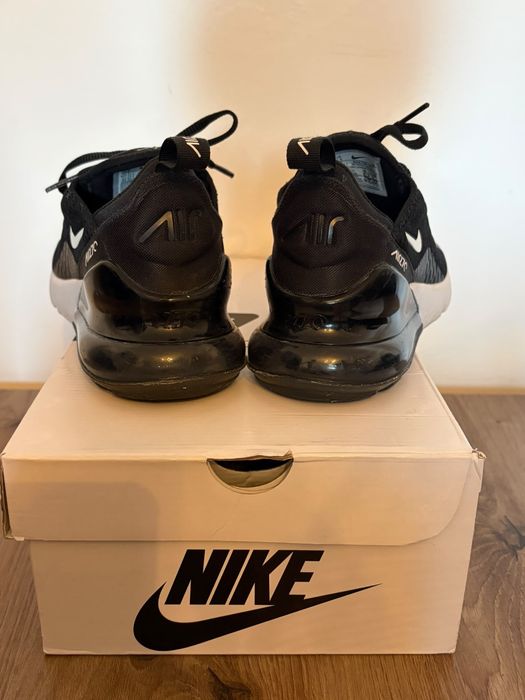 Nike W Air Max 270