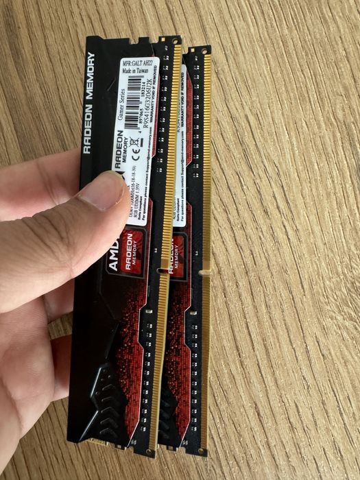 AMD Radeon DDR4 ОЗУ 16Gb 3200МГц
