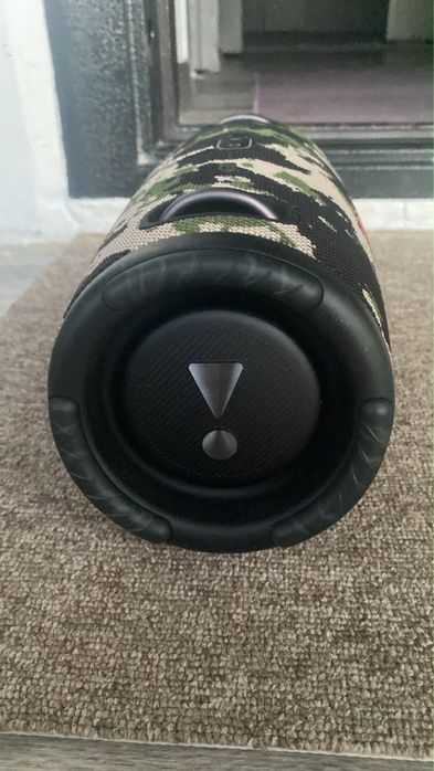 JBL портативная колонка
