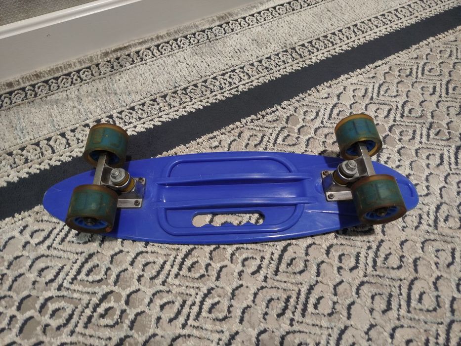 Продаю скейтборд цена 85.000сум