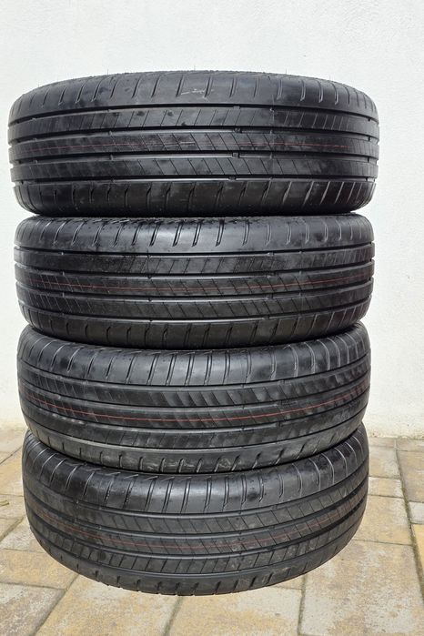 Anvelope vara 225/65 17 Bridgestone - nerulate
