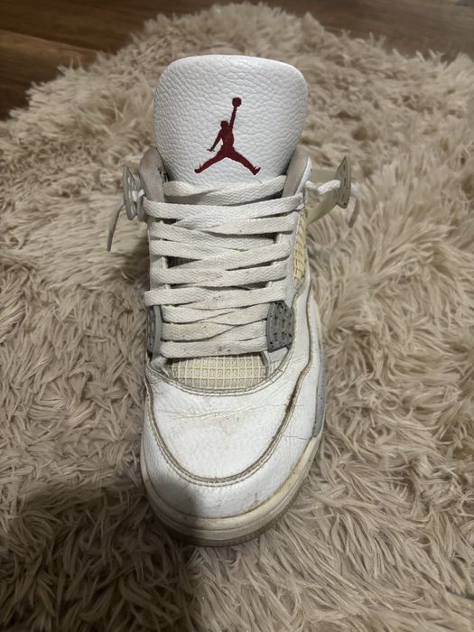 Jordan 4 marimea 40
