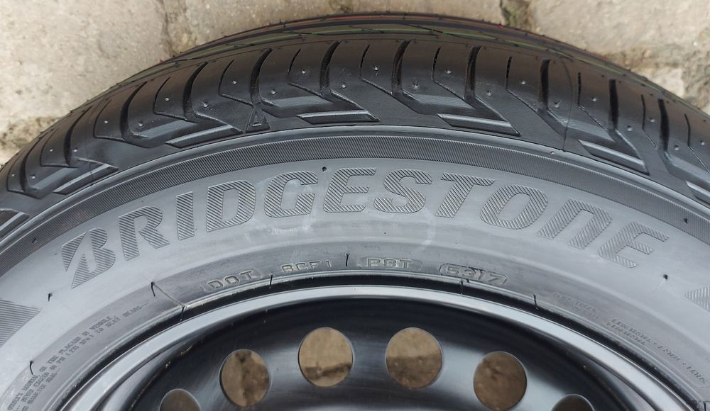 O rezervă Ford Mondeo Focus C Max 215/60 R16 - 6.5Jx16 ET50 - 5x108