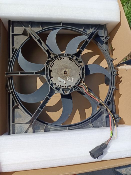 Вентилятор охлаждения радиатора