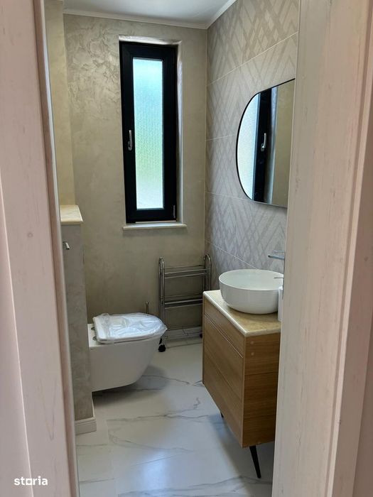 Inchiriere casa 4 camere tip duplex, 3 bai, Paulesti