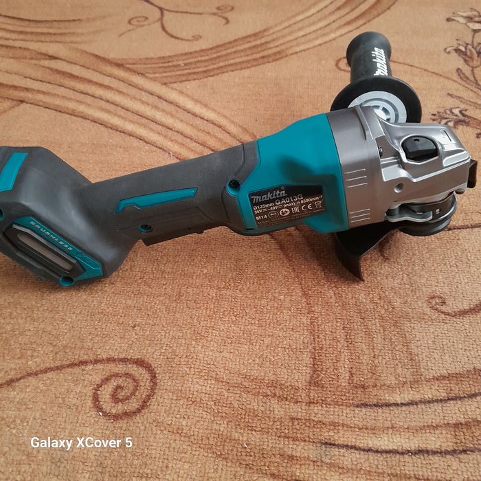Makita GA013G-40V
