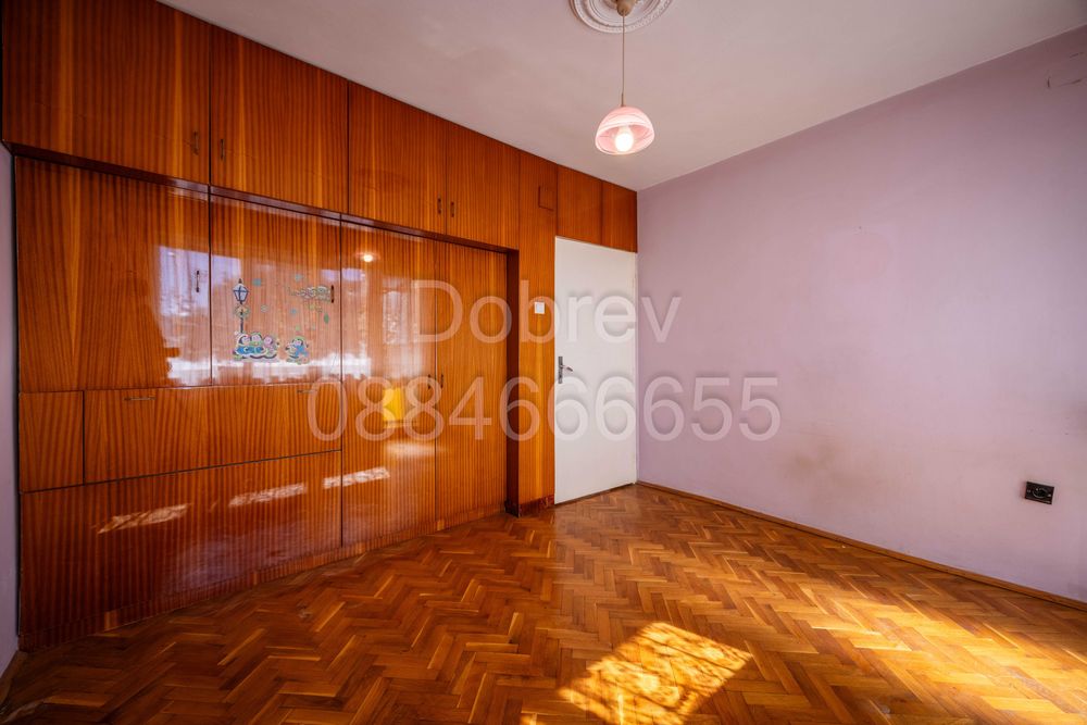 Продава се Многостаен апартамент в Варна, Левски - 140 кв.м за 1020 €/кв.м - Снимка #10