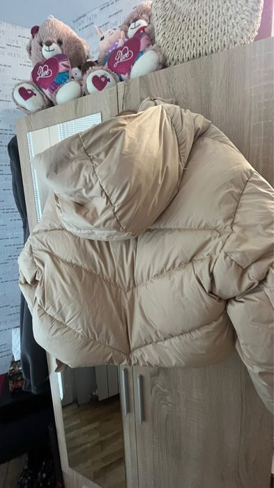 Зимно яке OYSHO.