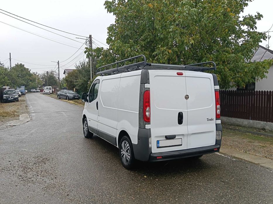 RENAULT Trafic (OPEL Vivaro) 2012 2.0dCi 115 CP E5 6 trepte AC, asigurare RCA+ITP valabile