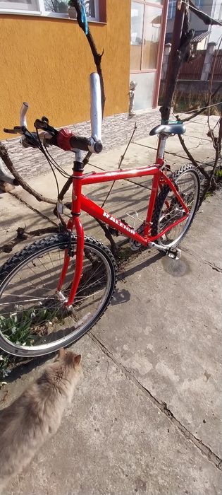 Vând bicicleta Raleigh