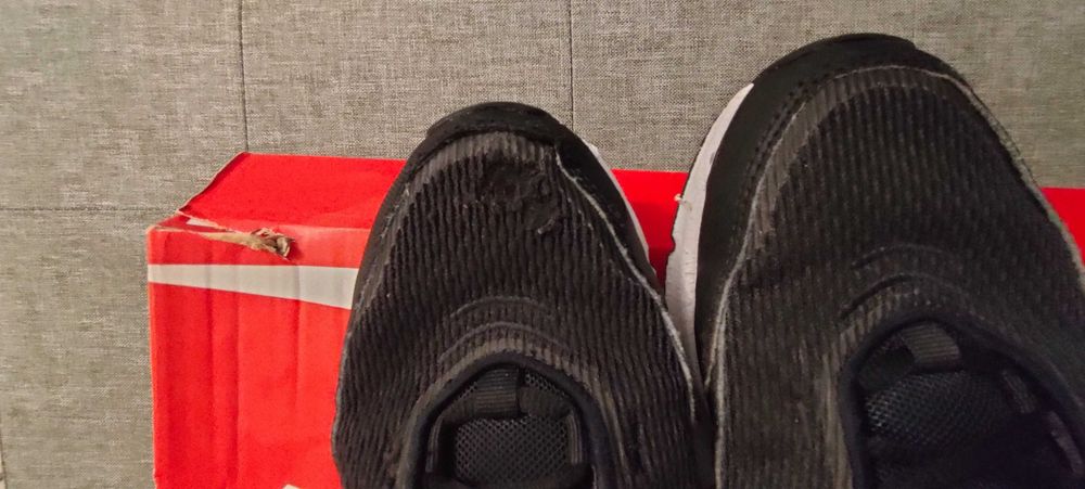 Маратонки Nike Air Max pulse