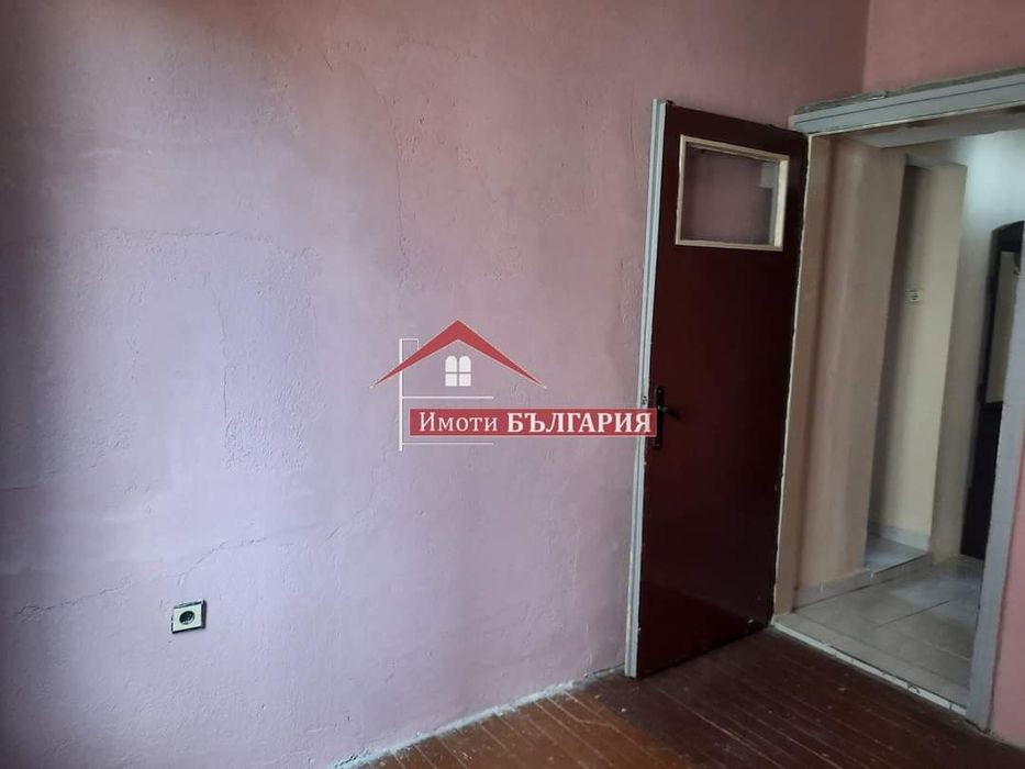 Продава се Четиристаен апартамент в Карлово - 65 кв.м за 1177 €/кв.м - Снимка #11