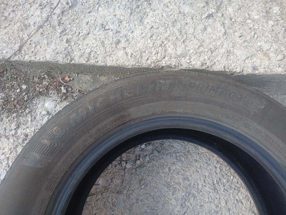 Продавам летни гуми Michelin 215/65/17