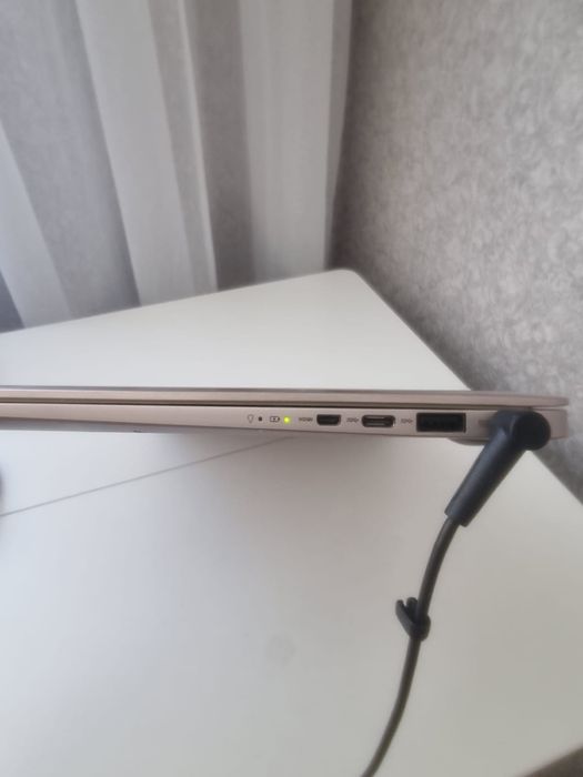 Продам ультрабук Asus